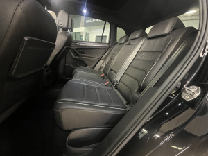 Volkswagen Tiguan Black R-line 2.0 Tdi 150 Ch Dsg7 Tiguan 115 300km