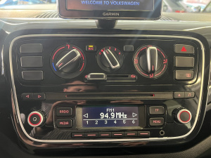 Volkswagen Up 1.0 75ch Cross Up! Up 89 659km