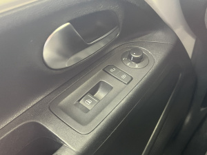 Volkswagen Up 1.0 75ch Cross Up! Up 89 659km