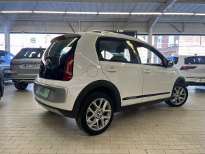 Volkswagen Up 1.0 75ch Cross Up! Up 89 659km