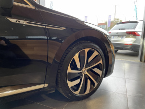 Volkswagen Arteon 2.0 Tdi 150 Ch Dsg R-line Arteon 115 182km