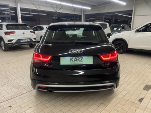 Audi A1 Sportback 1.6 Tdi 90ch Pack S-line - 1ere Main A1 Sportback 92 209km