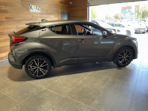 Toyota C-hr Hybrid 122h Distinctive C-hr 69 055km