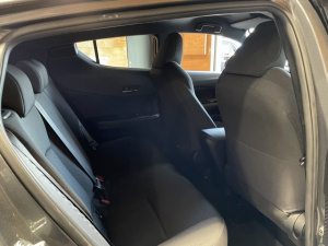 Toyota C-hr Hybrid 122h Distinctive C-hr 69 055km