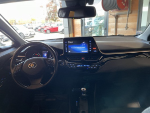 Toyota C-hr Hybrid 122h Distinctive C-hr 69 055km