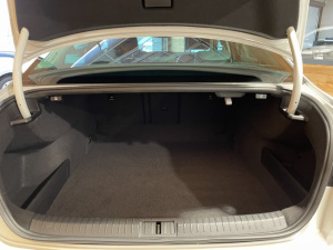 Volkswagen Passat 2.0 Tdi 150 Dsg6 Carat Passat 89 334km