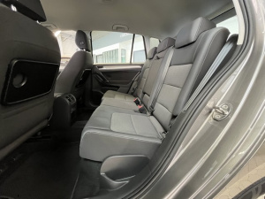 Volkswagen Golf Sportsvan 1.6 Tdi 110 Ch  Business Golf Sportsvan 136 255km
