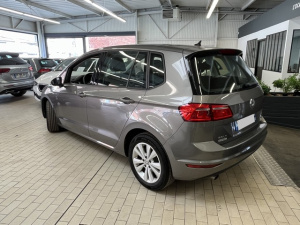 Volkswagen Golf Sportsvan 1.6 Tdi 110 Ch  Business Golf Sportsvan 136 255km