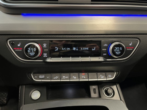 Audi Q5 50 Tfsi E 299ch Quattro S-line S-tronic 7 Q5 95 088km