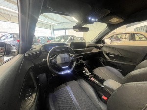 Peugeot 2008 1.5 Bluehdi 130ch Gt Eat8 2008 27 549km
