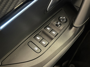 Peugeot 2008 1.5 Bluehdi 130ch Gt Eat8 2008 27 549km
