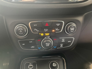 Jeep Compass 1.4 Multiair Ii 140ch Bvm6 Signature Compass 66 640km