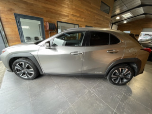 Lexus Ux250h 2wd Premium Edition My20 Ux250h 41 917km