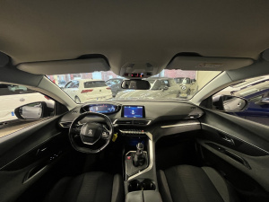 Peugeot 3008 1.5 Bluehdi 130ch Active Business 3008 114 321km