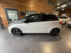 Toyota Yaris 2016 100 Vvt-i Technoline Yaris 138 000km