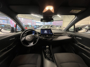 Toyota C-hr 1.2t 116ch Distinctive C-hr 49 999km
