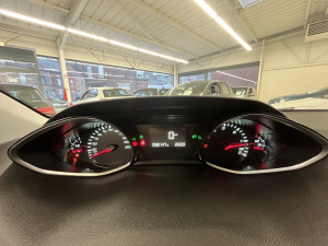 Peugeot 308 1.5 Hdi 130ch Active 308 58 135km