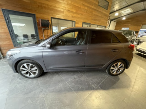 Hyundai I20 1.2 84 Edition Navy I20 76 450km