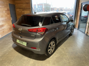 Hyundai I20 1.2 84 Edition Navy I20 76 450km