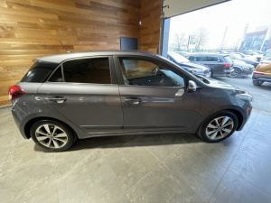 Hyundai I20 1.2 84 Edition Navy I20 76 450km