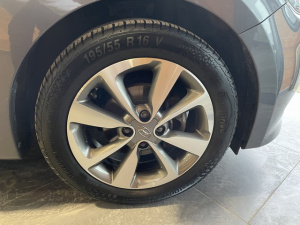 Hyundai I20 1.2 84 Edition Navy I20 76 450km