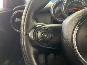 Mini Mini Cabriolet 102ch F57 Lci Mini 26 456km