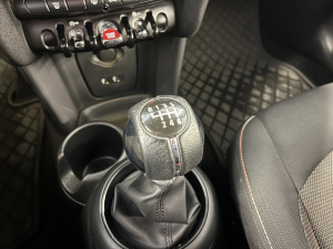 Mini Mini Cabriolet 102ch F57 Lci Mini 26 456km