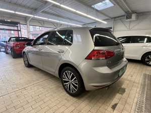 Volkswagen Golf 1.6 Tdi 110ch Confortline Golf 107 993km