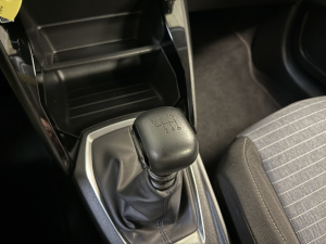 Peugeot 208 1.5 Hdi 100ch Premium 10990 Ttc 208 72 000km