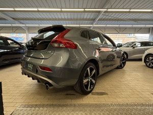 Volvo V40 T3 152ch R-design V40 57 549km