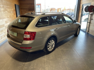 Skoda Octavia Combi 1.4 Tsi 140 Ch Dsg Ambition Octavia Combi 107 900km