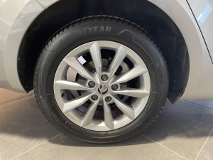 Skoda Octavia Combi 1.4 Tsi 140 Ch Dsg Ambition Octavia Combi 107 900km