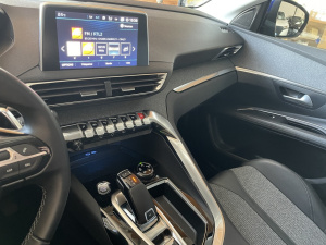 Peugeot 3008 2.0 Hdi 180 Ch Allure Eat8 3008 105 571km