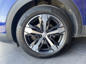 Peugeot 3008 2.0 Hdi 180 Ch Allure Eat8 3008 105 571km