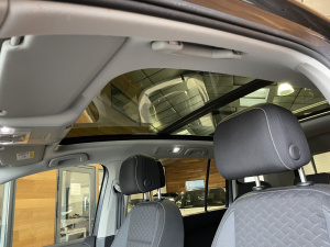 Volkswagen Touran Connect 2.0 Tdi 150ch+ Toit Pano-1ere Main Touran 105 631km