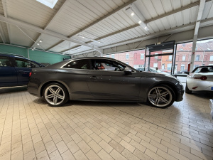 Audi A5 Coupe 2.0 Tdi 190ch S-line A5 77 850km