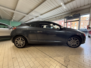 Renault Megane 3 Coupe Phase 3 1.5 Dci 110ch Bose MÉgane 129 211km