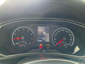 Volkswagen T-roc 1.0 Tsi 115 Lounge + Carplay T-roc 122 555km