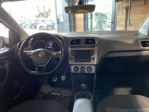 Volkswagen Polo 1.2 Tsi 90 Allstar Polo 124 700km