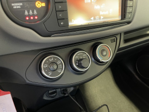 Toyota Yaris 69 Vvt-i Active Yaris 75 313km