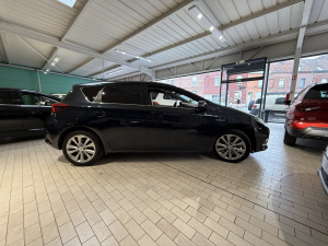 Toyota Auris Hybride 136ch Executive Auris 117 842km