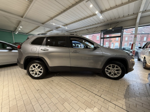 Jeep Cherokee Longitude 2.0l Multijet 140ch 4x2 Cherokee 132 214km