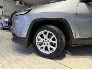 Jeep Cherokee Longitude 2.0l Multijet 140ch 4x2 Cherokee 132 214km