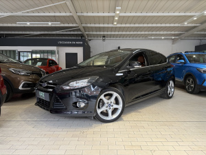 Ford Focus 2.0 Tdci 140ch Titanium +toit Ouvrant Focus 87 620km