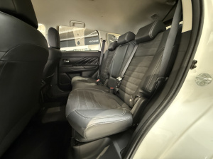 Mitsubishi Outlander 2.4 Phev 224ch 4wd Business Outlander 108 660km