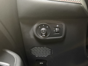 Mg Mg Zs Ev Autonomie Etendue 70kwh - 156ch 1er Main Mg.zs 30 179km