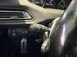 Peugeot 308 Tech Edition 1.5 Hdi 130ch Eat8 308 99 999km