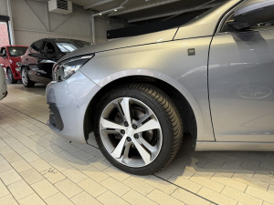 Peugeot 308 Tech Edition 1.5 Hdi 130ch Eat8 308 99 999km