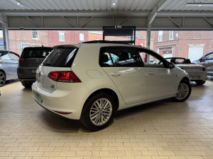 Volkswagen Golf 1.2 Tsi 105ch Cup Golf 133 976km