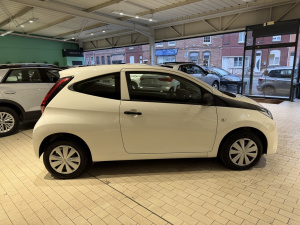 Toyota Aygo Pro 1.0 Vvt-i 72ch Mc18 Aygo 81&nbsp;020km